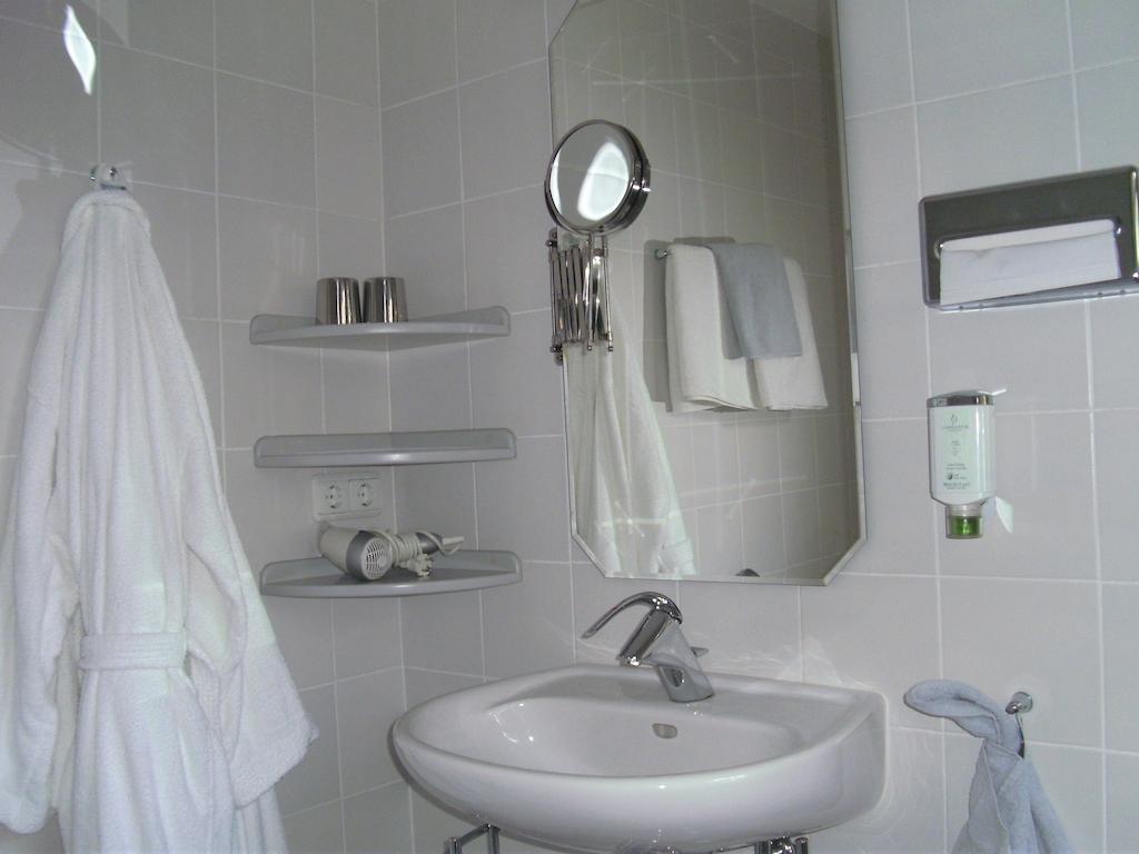 Hotel Ambiente Hof  Pokoj fotografie